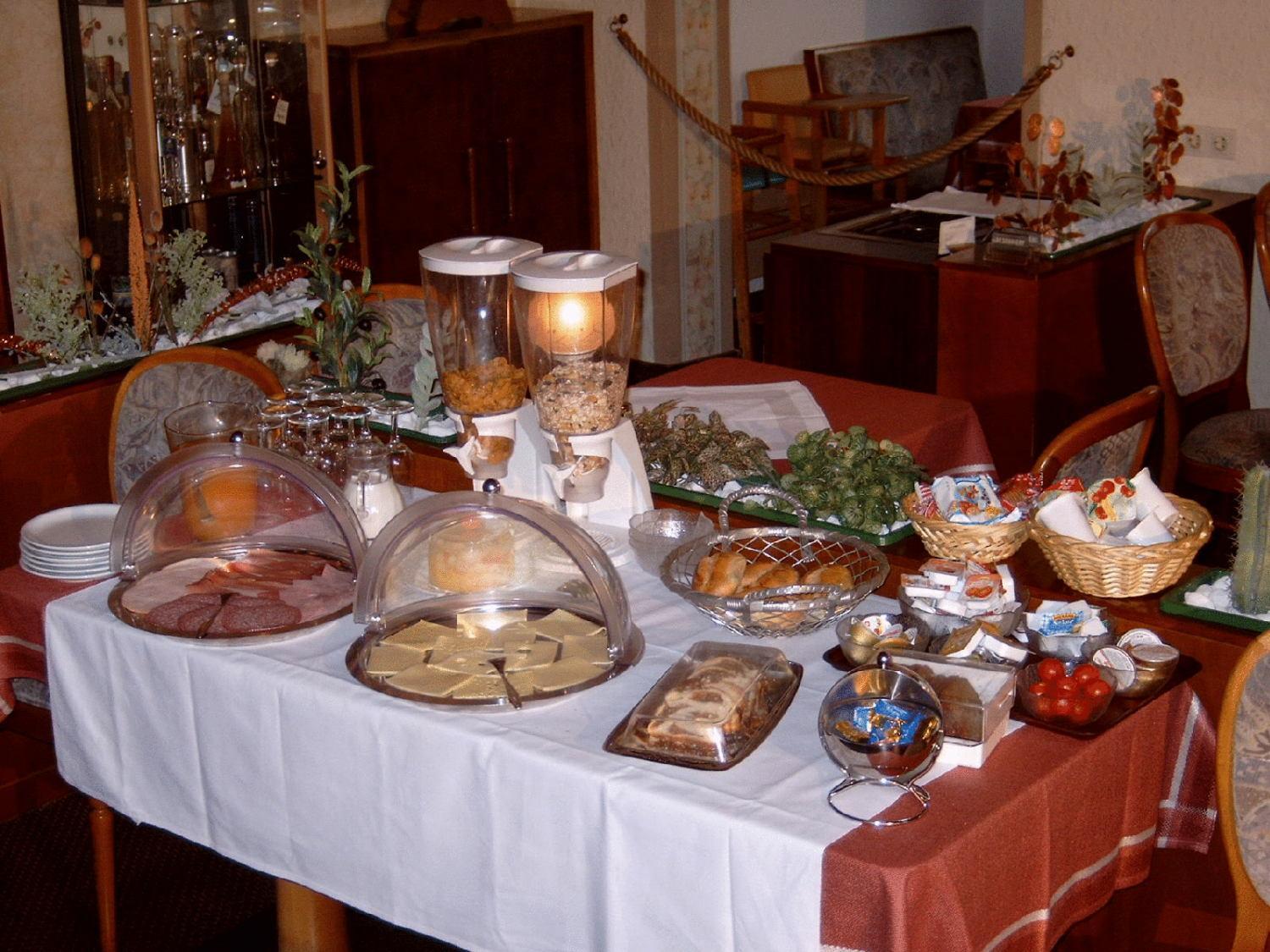 Hotel Pizzeria Venezia Sohren 외부 사진