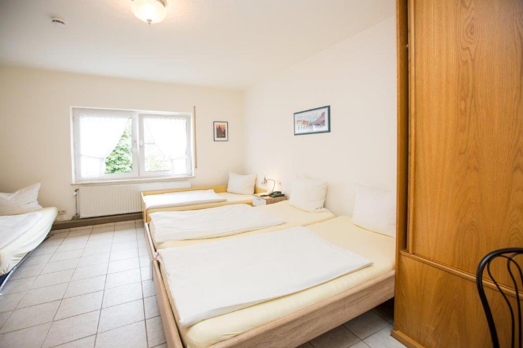 Hotel Pizzeria Venezia Sohren 외부 사진